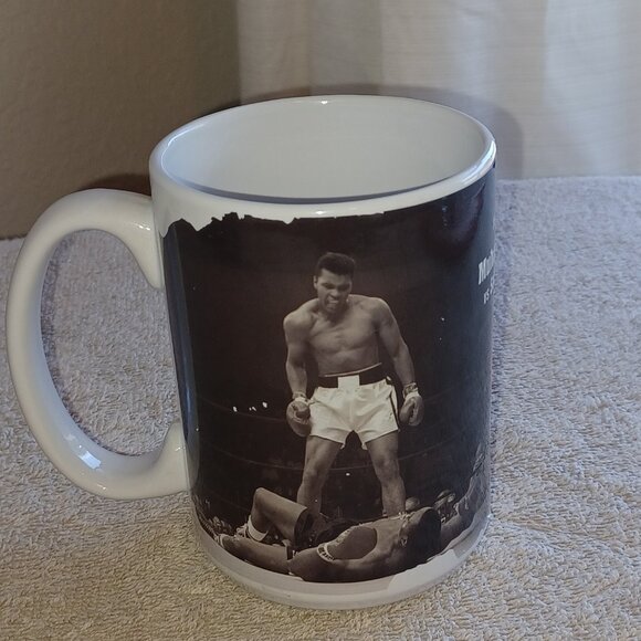 Collectors Item, 2020 Muhammad Ali vs Sonny Liston Mug - Picture 3 of 6